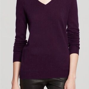 SAKS FIFTH AVENUE
100% Cashmere Long-Sleeve V-Neck Sweater